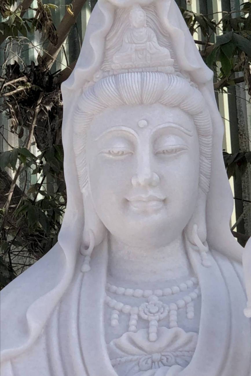 Guanyin face